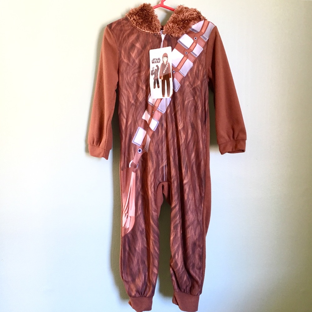 ❤️NWT Kids Star Wars Chewbacca Pajamas (4T)